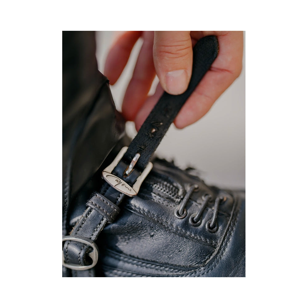 Dyón nahkaiset kannusremmit