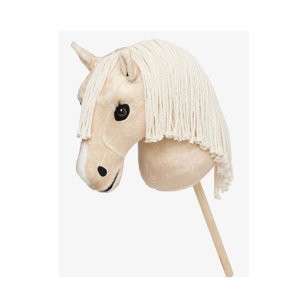 Keppihevoset ja tarvikkeet