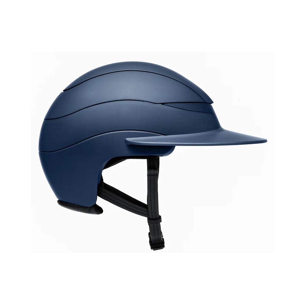 Equiline Xanto Ratsastuskypärä aurinkolipalla - Tyylikäs suoja ja maksimaalinen mukavuus