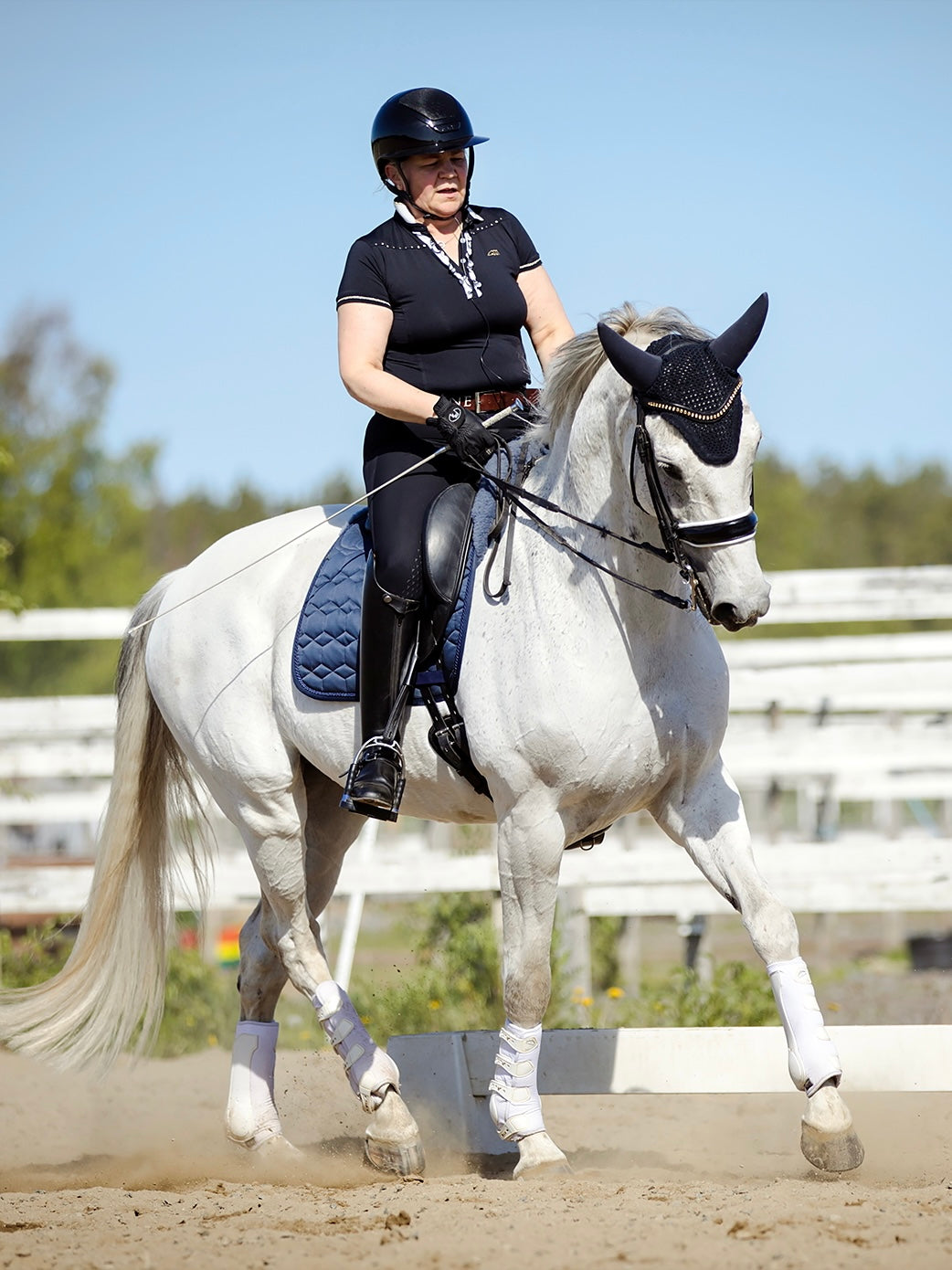 Monica ja remi valmennuksessa kuuma kesapaiva