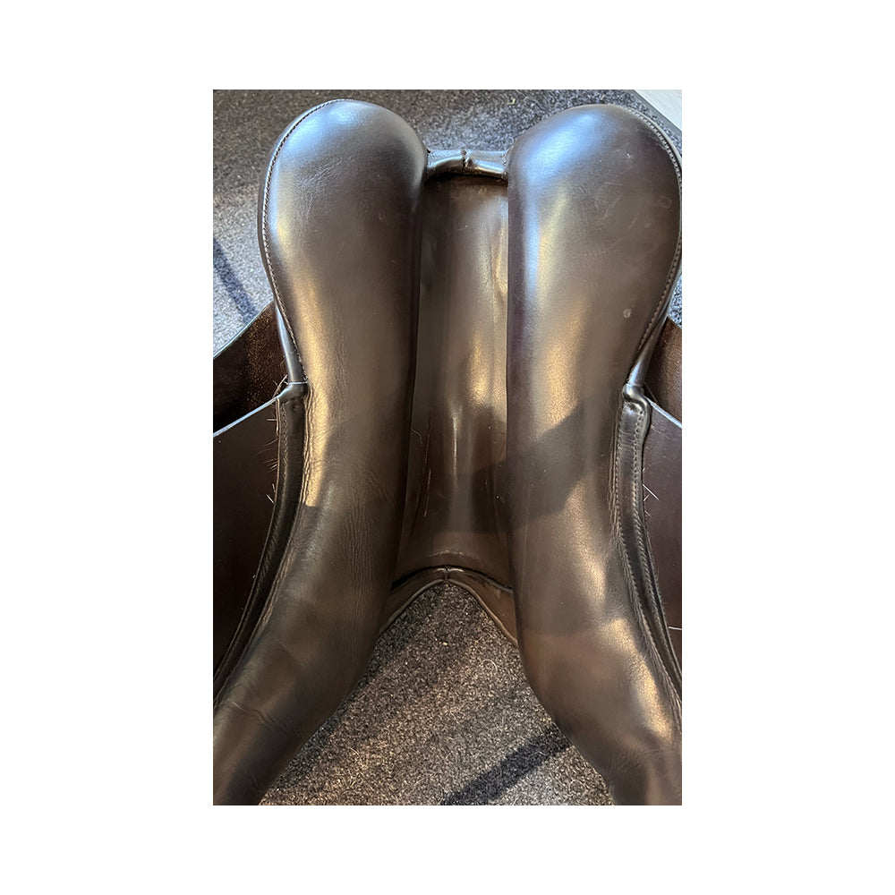 Albion Yleissatula – Ruskea 17,5" MW (Käytetty, Hyväkuntoinen)