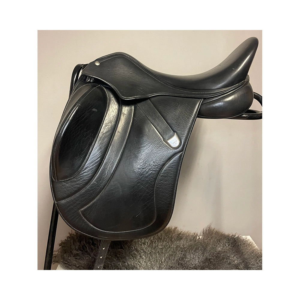 Bates Innova Cair Koulusatula – Käytetty,  Hyväkuntoinen, Istuin 1 (17–17,5")