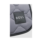 BOSS Equestrian -kouluhuovan paksu tikkaus ja brodeeratut Double B -monogrammit harmaassa huovassa.