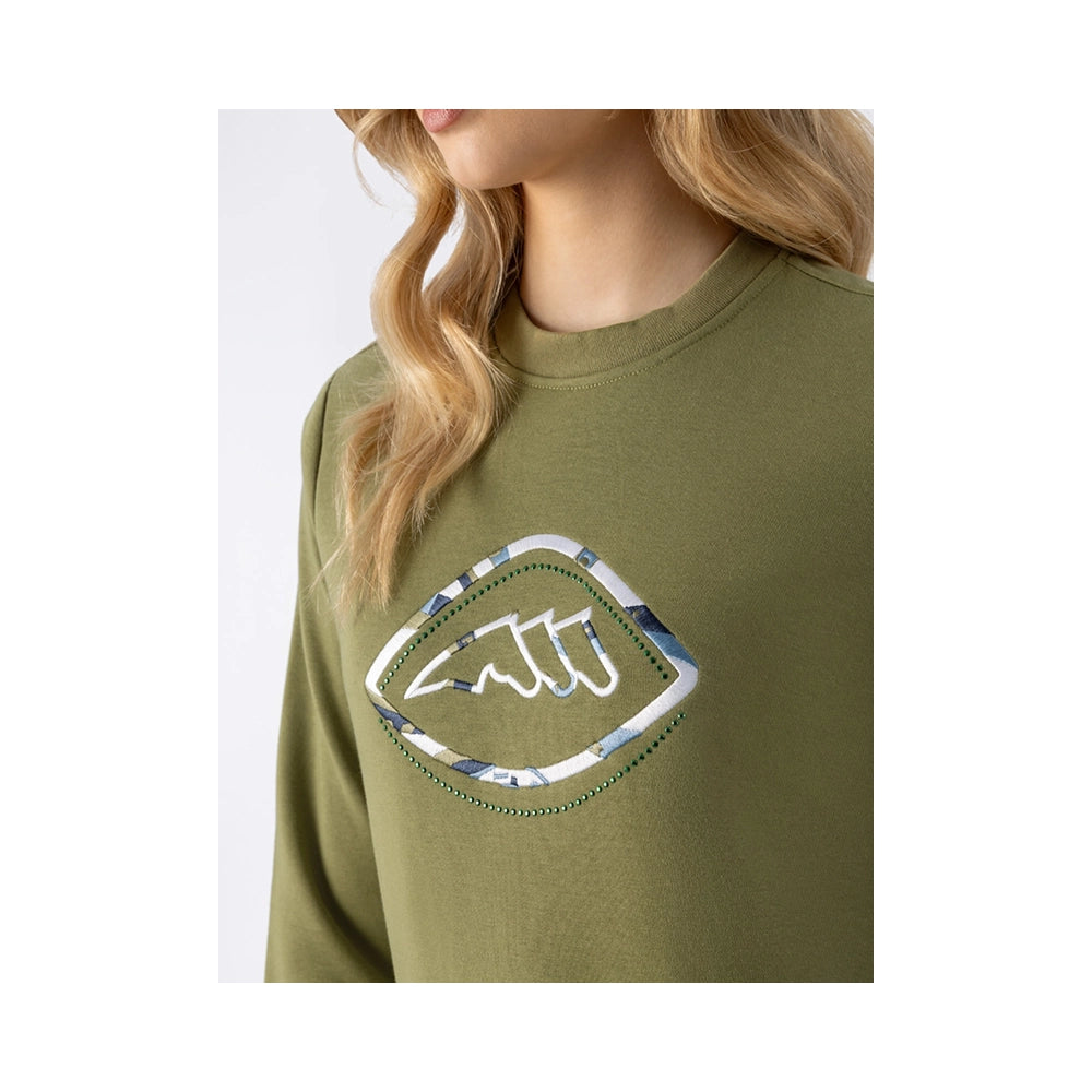 Equiline Eqeben collegepaidan sävyyn sopiva microstud-logo yksityiskohtana
