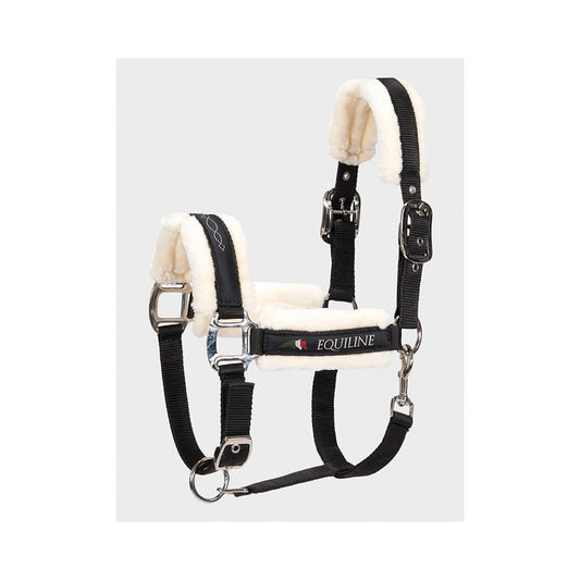 Equiline Tom riimun soljet ja satiinipintaiset metalliosat, laadukas viimeistely ja pikalukitus