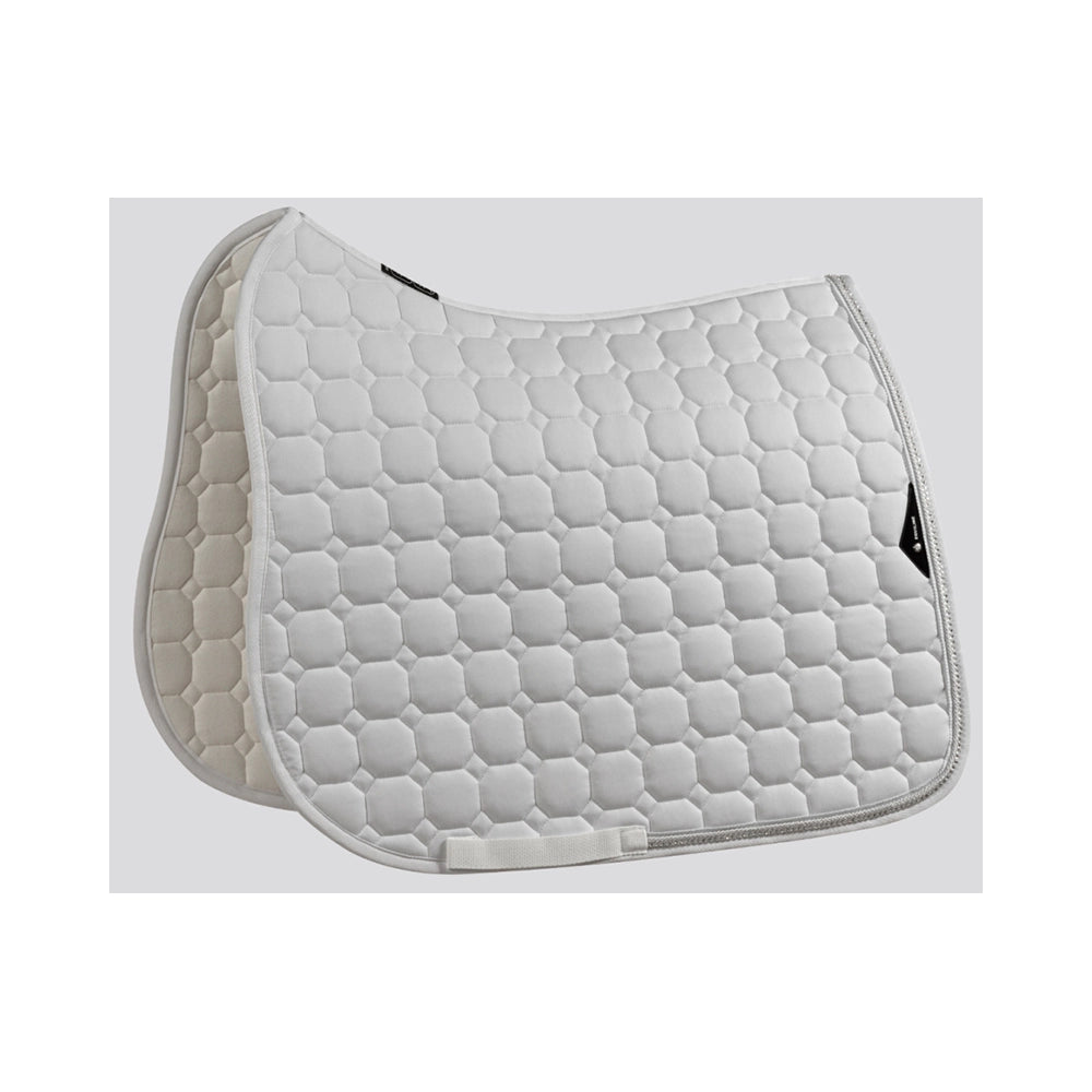 Equiline Octagon satulahuopa ergonomisella muotoilulla, joka tukee satulan istuvuutta ja hevosen mukavuutta