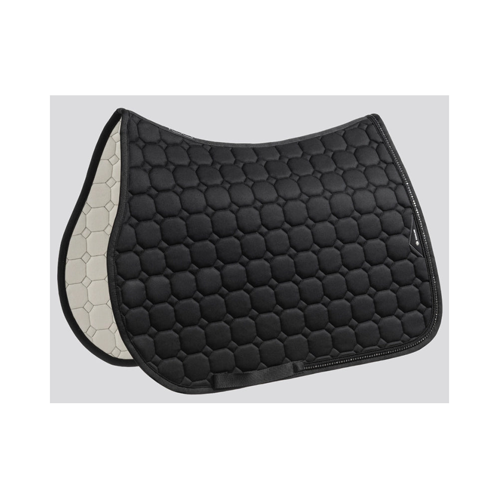 Satulahuovan poly-cotton-vuori ja antibakteerinen toppaus parantavat hengittävyyttä ja käyttömukavuutta