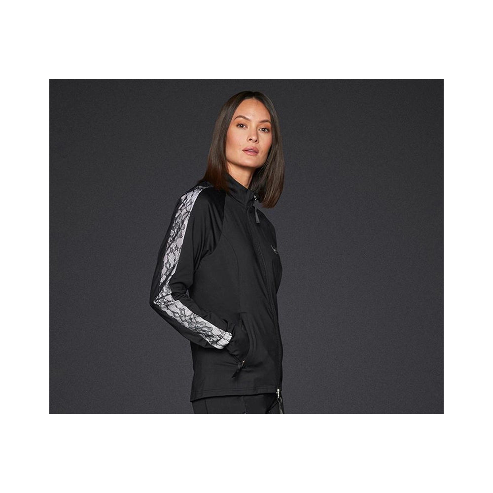 Mountain Horse Opal Tech Fleece takki käytössä ratsastuksessa viileällä säällä