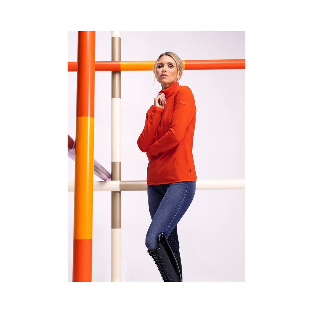 Pikeur Polartec 4037 Sports ratsastuspaita käytössä treenissä