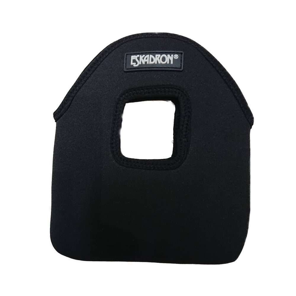 Eskadron jalustin suojus